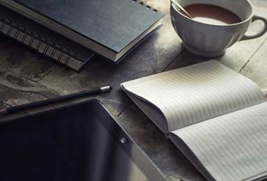 NBA经典对决：骑士与湖人赛季盛宴解析